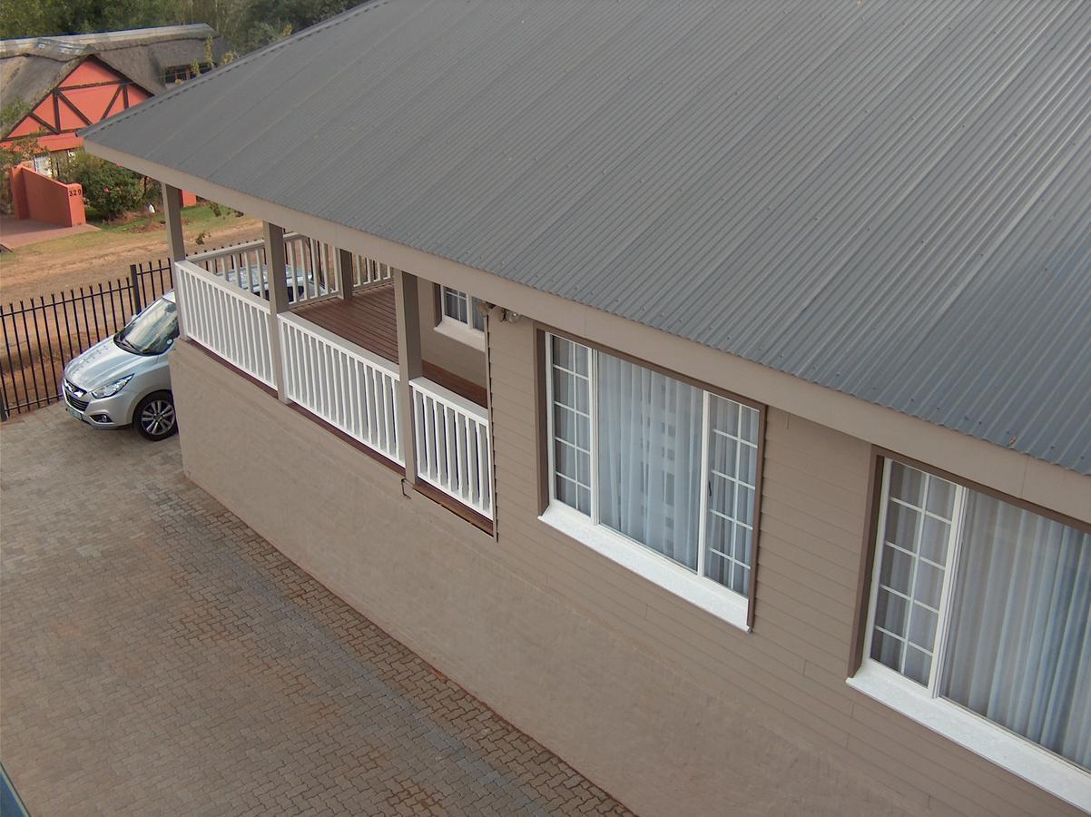The Courtyard Guest House Clarens Exteriör bild